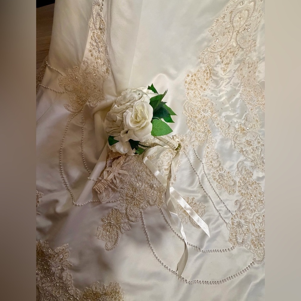 Ivory Off-Shoulder Wedding Dress with Gold Embroidery + Veil & Bouquet - Picture 6 of 16